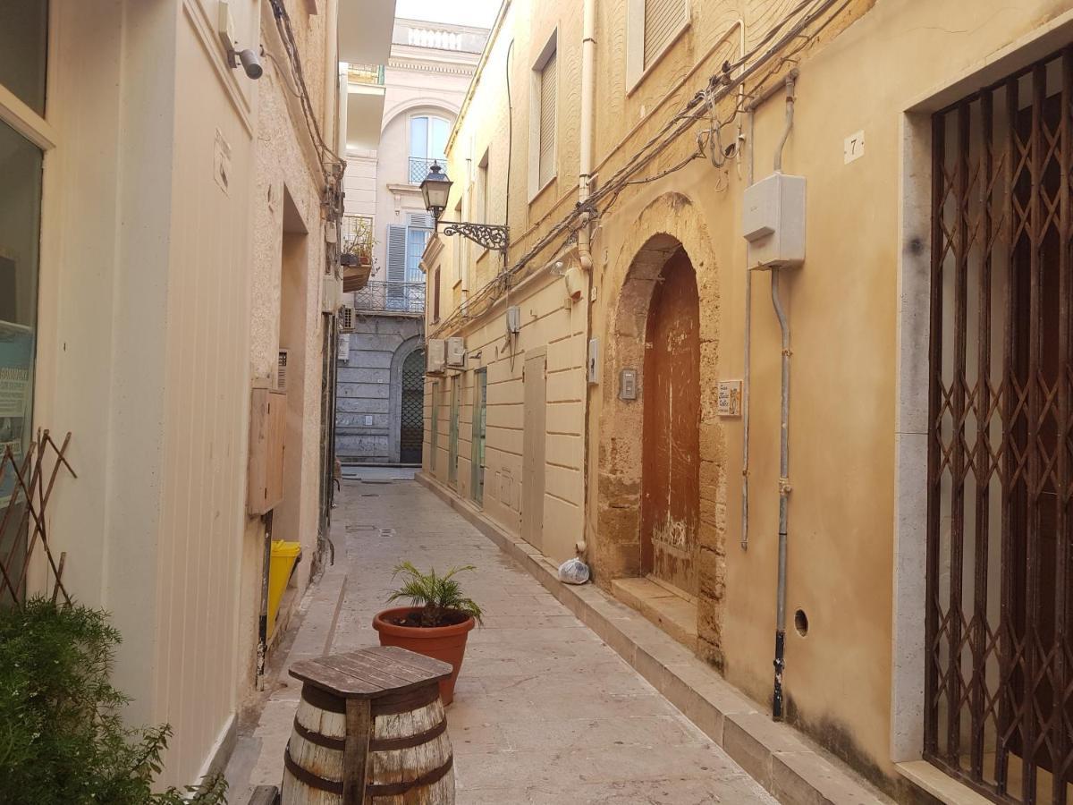 Casa Storico Centro Marsala Exterior foto